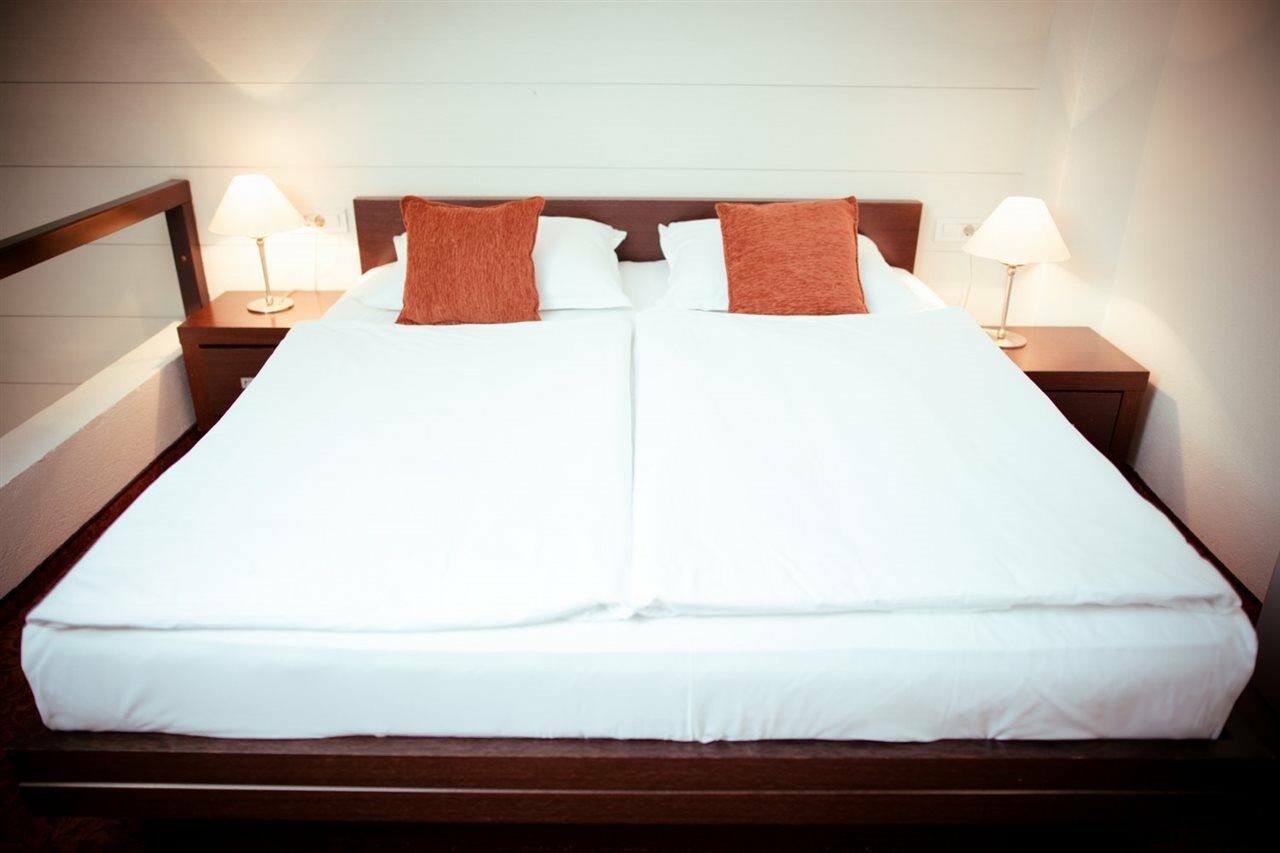 Bosnia Hotel ซาราเยโว ภายนอก รูปภาพ